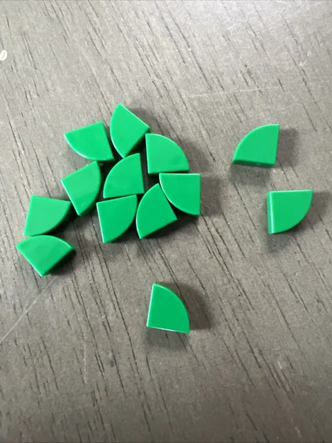 LEGO 25269 Green Tile Round 1 x 1 Quarter 13 Pieces
