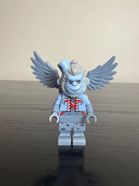 LEGO Flying Monkey Minifigure - 70917 Wizard of Oz / Batman Movie - Closed Mouth