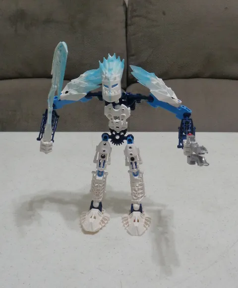 LEGO 8982 BIONICLE Glatorian : Strakk (No Thornax)