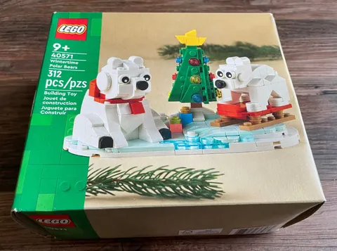 LEGO Iconic Wintertime Polar Bears (40571) New Sealed Retired