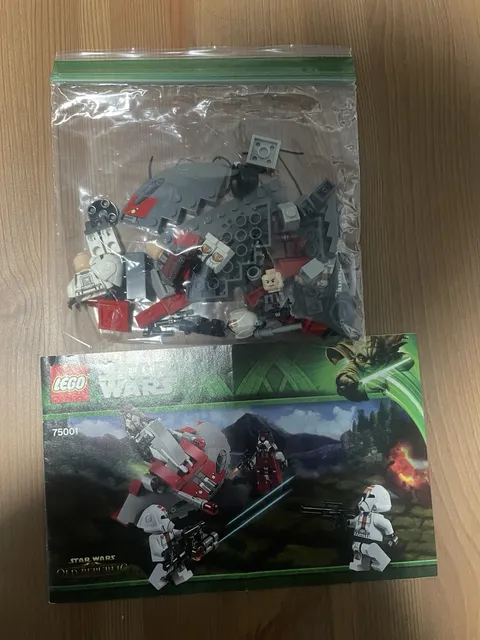  LEGO Star Wars: Republic Troopers Vs. Sith Troopers Set 75001 100% Complete