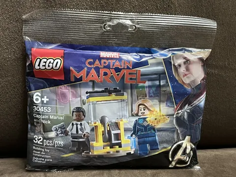 LEGO Super Heroes: Captain Marvel and Nick Fury (30453), new, sealed