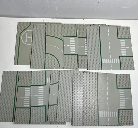 Lego City Vintage Lot Of Base Plates (13 Plates)