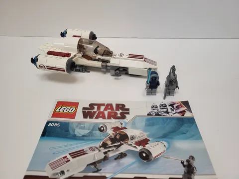 8085 LEGO Star Wars: Freeco Speeder (Complete w/ Minifigs & Instructions)