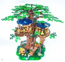 LEGO 21318 Tree House Retired Complete With Instructions