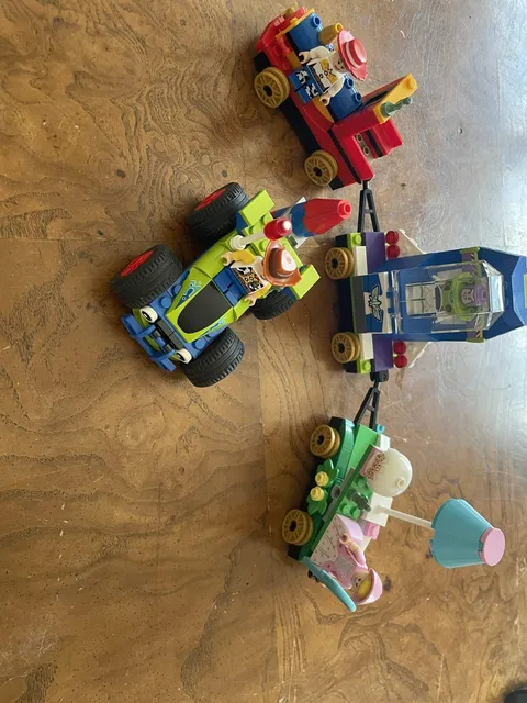 LEGO Disney Pixar 43264 Toy Story Celebration Train & RC Car 100% complete