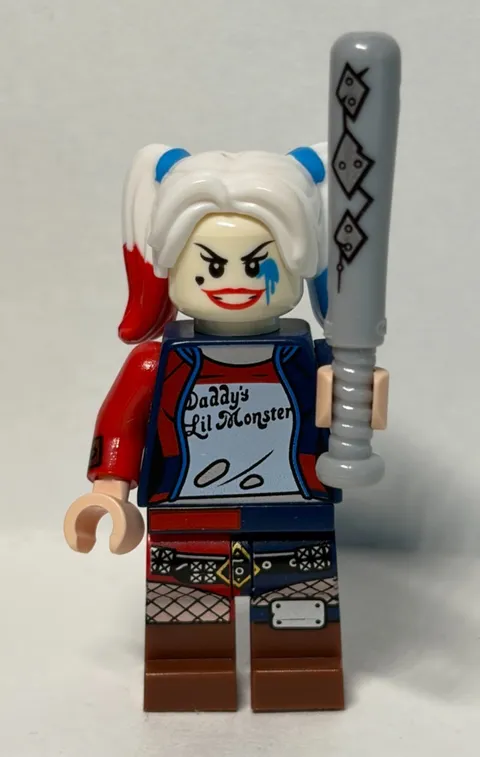 LEGO Harley Quinn Minifigure from APOCALYPSEBURG 70840