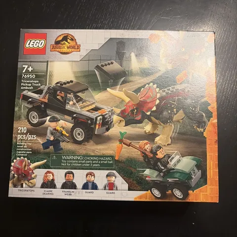LEGO Jurassic World: Triceratops Pickup Truck Ambush (76950) New Sealed Retired