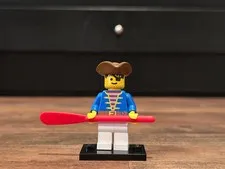 LEGO Pirates Pirate Minifigure (pi080) w/ Boat & Oar – Vintage