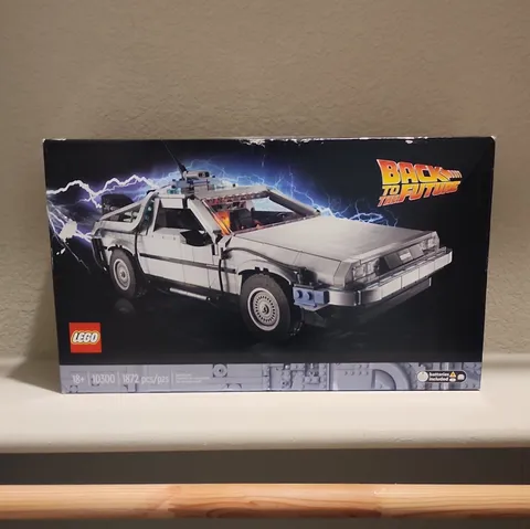 LEGO Icons Back to the Future Time Machine 10300 1872pcs Set
