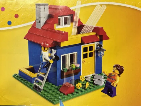 LEGO 40154 Pencil Jar House Complete Set Pristine Condition