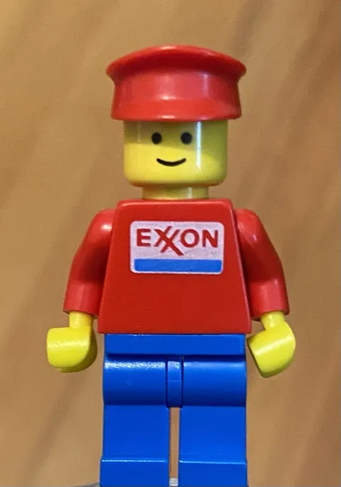 LEGO Classic Town Exxon Worker Employee Minifig With Solid Stud Head