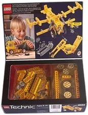 LEGO Technic Universal Set 8034 Sealed 188 Pieces Vintage 1989 Yellow Box