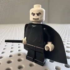 Lord Voldemort Minifigure - LEGO Harry Potter 4842 4865 hp098