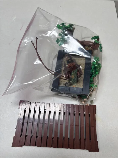 LEGO Botanicals: Bonsai Tree (10281) (built And Taken Apart)