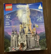 LEGO Disney: Disney Castle (71040)  New In box. Never opened.  Ready To Build!👸