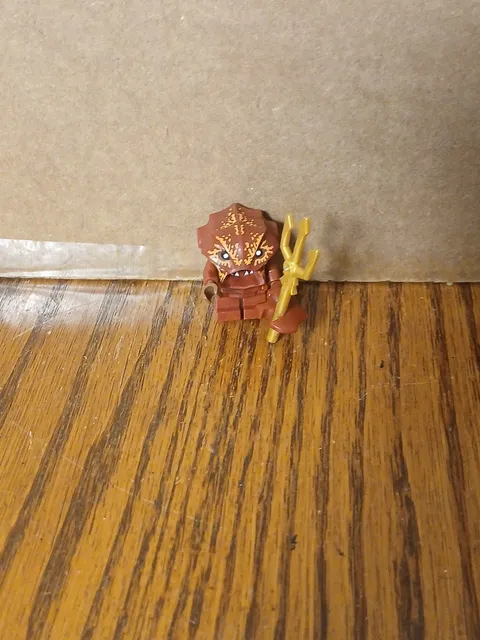 LEGO Lobster Guardian Minifigure - 7985 City of Atlantis (atl019) Incomplete 