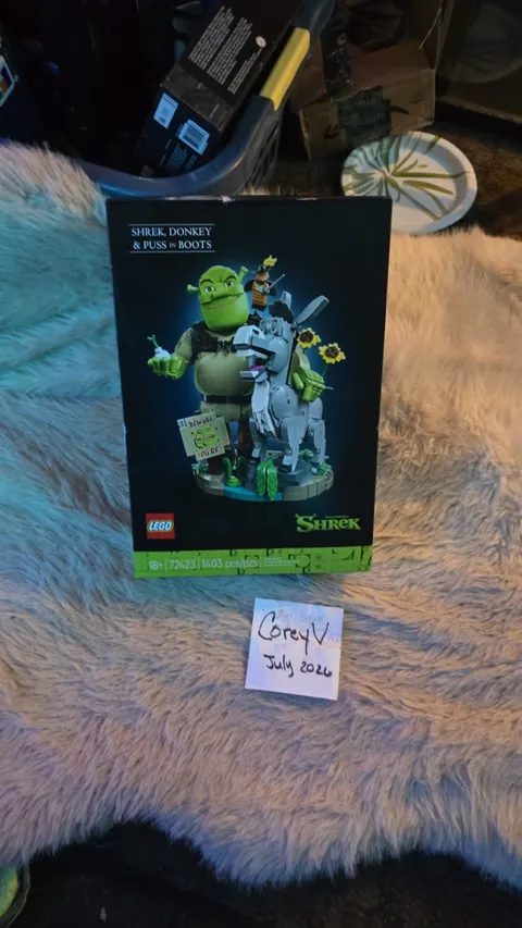 LEGO 72423 Shrek Donkey & Puss in Boots Collectible Set - New