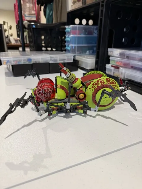 LEGO Galaxy Squad Hive Crawler 70708 | INCOMPLETE Read Desc