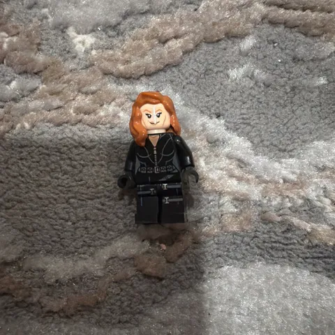 LEGO Minifigure - Black Widow - Black Jumpsuit, Dark Orange Mid-Hair - sh0035
