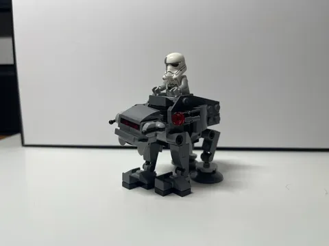 LEGO Star Wars Ski Speeder vs. First Order Walker Microfighters 75195