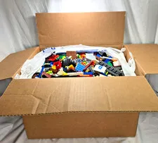Box of 18 Pounds of Miscellaneous Legos Lot