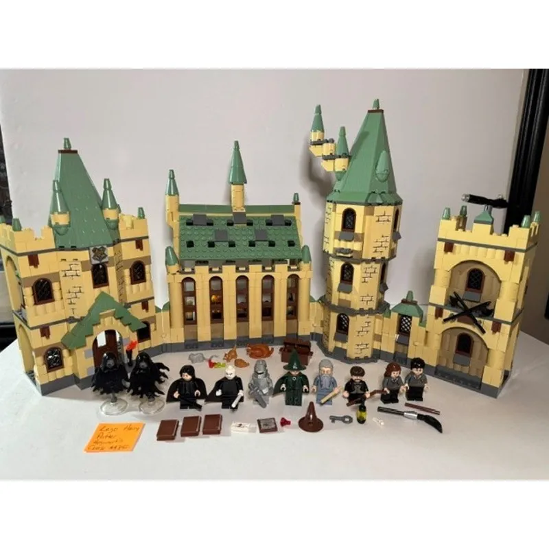 Lego Harry Potter Hogwart's Castle #4842 with 10 figures!