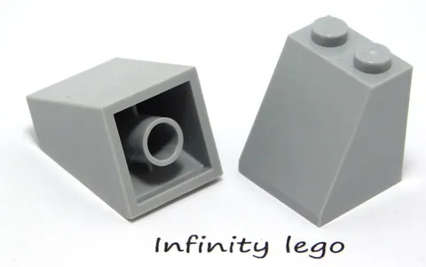 8 LEGO Light Bluish Grey Slope 65° Brick 2 x 2 x 2 (3678) Centre Tube (8 Pieces)