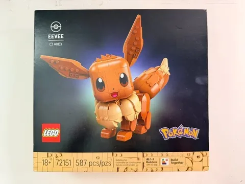 NEW Lego Pokemon Eevee (72151)- 587 Piece Building Set Sealed #671