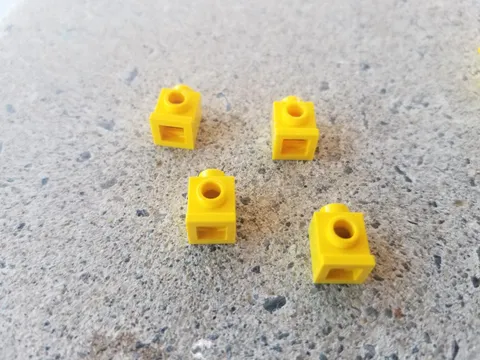 LEGO 1x1 Brick Yellow Building Part Lot of 4