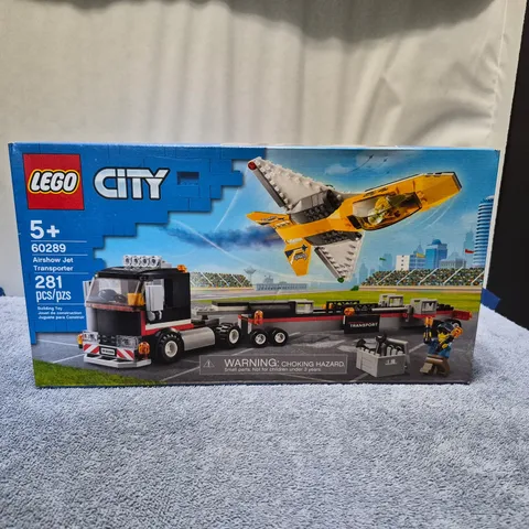 LEGO CITY# 60289 Airshow Jet Transporter  nib 281 pcs