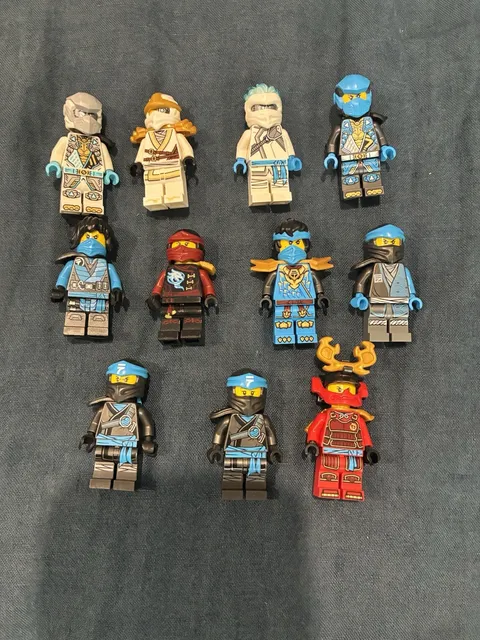 LEGO Ninjago Minifigure Zane and nya lot
