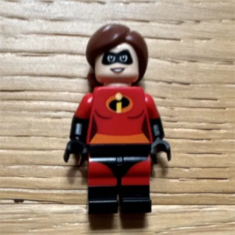 LEGO The Incredibles Elastigirl (Mrs. Incredible) Minifigure, Red Suit