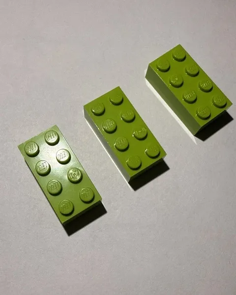 LEGO (3) New Lime Green Brick 2 x 4 Studs Pieces