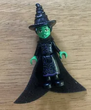 LEGO® Minifig wck008 - Elphaba - Black Cape and Hat