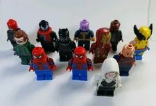 LEGO Marvel Minifigures Lot Spider-Man, Iron Man, Wolverine, Spider-Gwen, Thanos