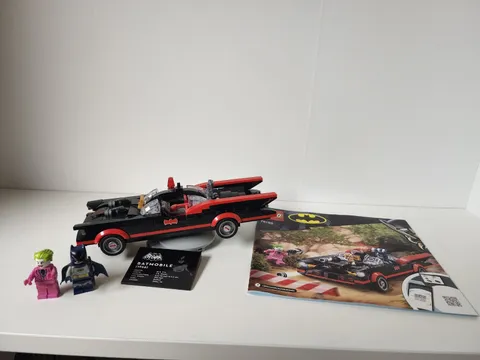 LEGO Super Heroes: Batman Classic TV Series Batmobile (76188)