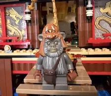 Lego Star Wars Ewok Minifigure Teebo sw0510 Ewok Village UCS 10236 - RARE/MINT