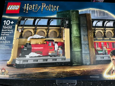 LEGO Harry Potter Book Nook : Hogwarts Express 76450 - Brand New! sealed