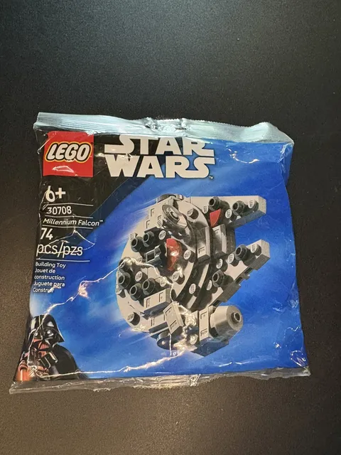 LEGO Star Wars: Millennium Falcon Mini-Build (30708)