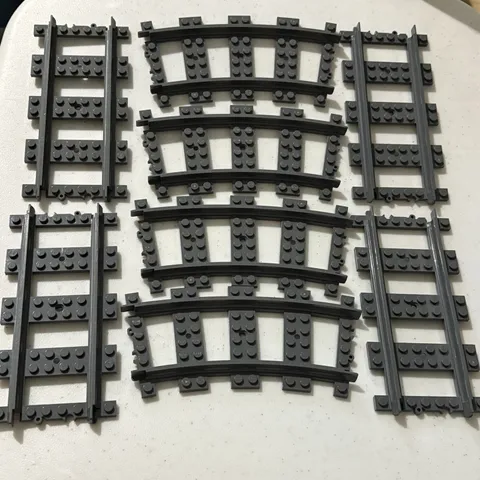 LEGO Train Tracks 4 pcs 53400 Curved + 4 pcs 17275 Straight Tracks