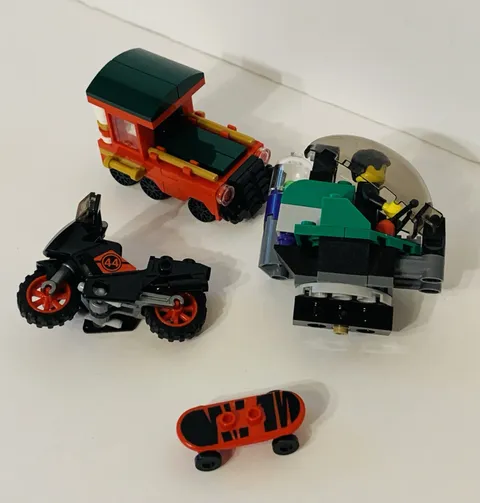 Lot Of 4 Lego Pcs: LEGO® Teenage Mutant Ninja Turtles™ 79118 Motorcycle 44, Skat