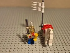 Lego Royal Knights king Leo with horse.