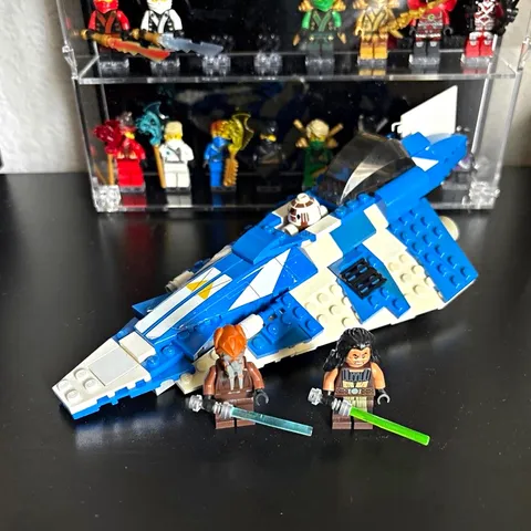 LEGO Star Wars Plo Koon's Jedi Starfighter 8093 Quinlan vos minifigure