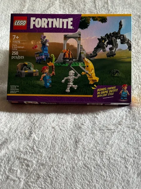 LEGO Fortnite Peely & Sparkplug's Camp 77075