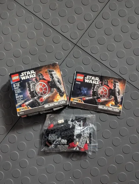 LEGO Star Wars - 75194 First Order TIE Fighter - 75072 Arc-170 Starfighter- 100%