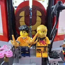 LEGO Ninjago Dragons Rising Training Time & Ninja Journey Activity Arin Minifig