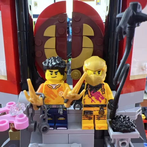 LEGO Ninjago Dragons Rising Training Time & Ninja Journey Activity Arin Minifig