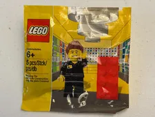 5001622 Item 6043749 New in Package Lego EmployeMinifig Minifigures (2013)