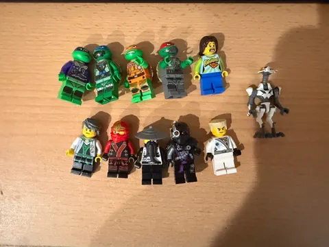 LEGO Star Wars  Ninjago  TMNT  LEGO MOVIE Minifigures LOT RARE